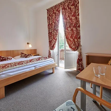 Hotel Mezni Louka Hřensko Zimmer foto