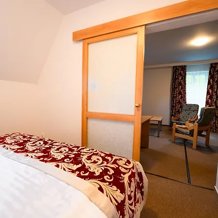 Hotel Mezni Louka Hřensko Zimmer foto